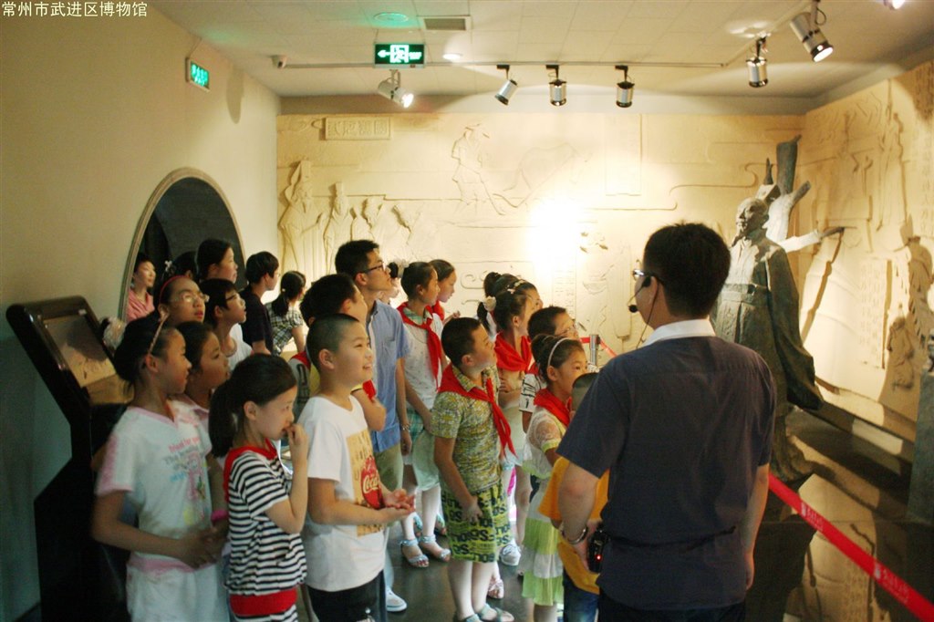 区妇联和区团委联合举办“我和幸福有个约会”科普夏令营活动