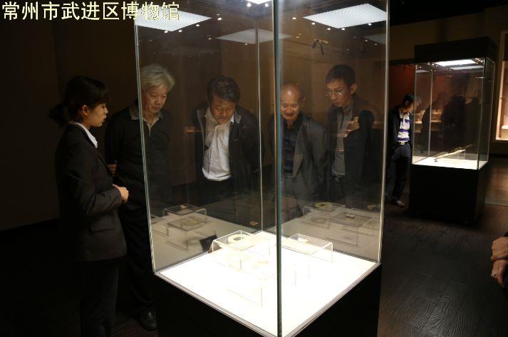 湖北省花协一行参观我馆