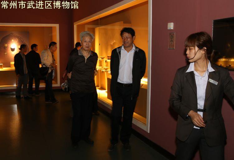 湖北省花协一行参观我馆