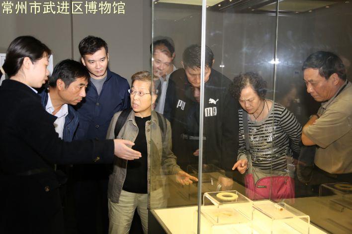 台湾国民党青年工作委员会荣誉总会长一行参观我馆