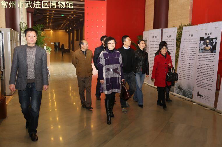 淮安市档案局一行参观我馆