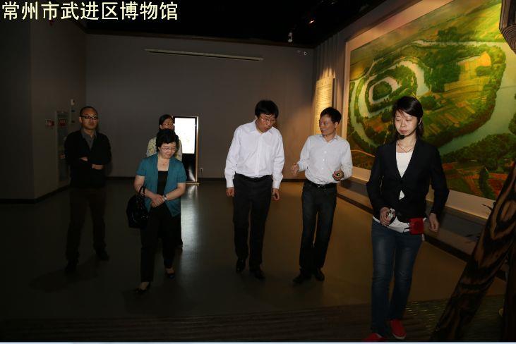 中国博物馆协会副理事长、秘书长安来顺博士一行参观