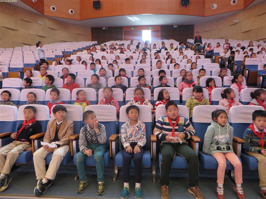 “苗苗讲堂”走进湖塘实小