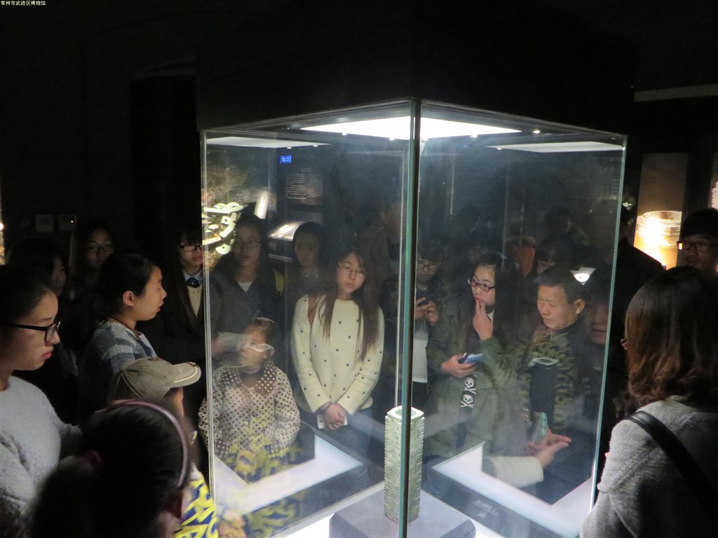 常州大学、江苏理工学院志愿者走进武进博物馆