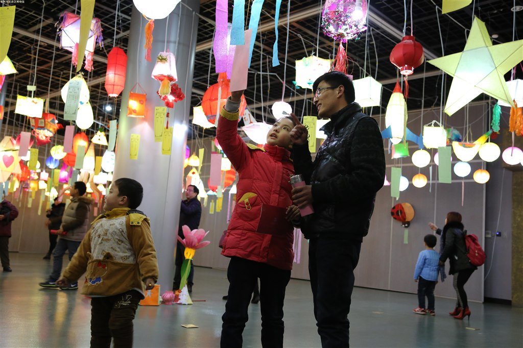 “元宵节花灯展示活动”圆满落幕