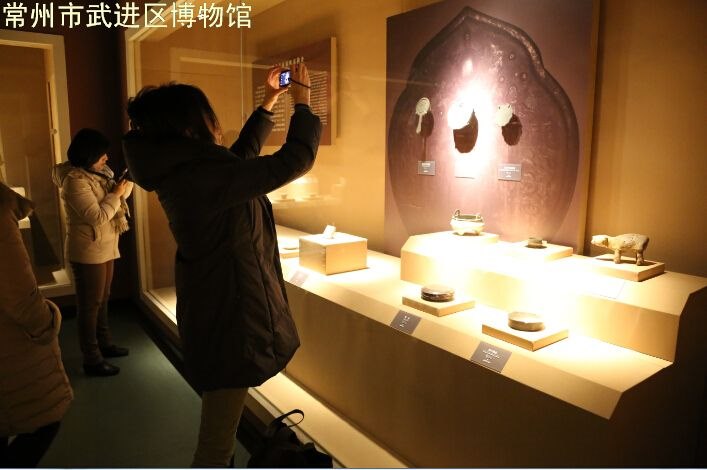 日本东京国立博物馆工艺室长内竹女士参观我馆