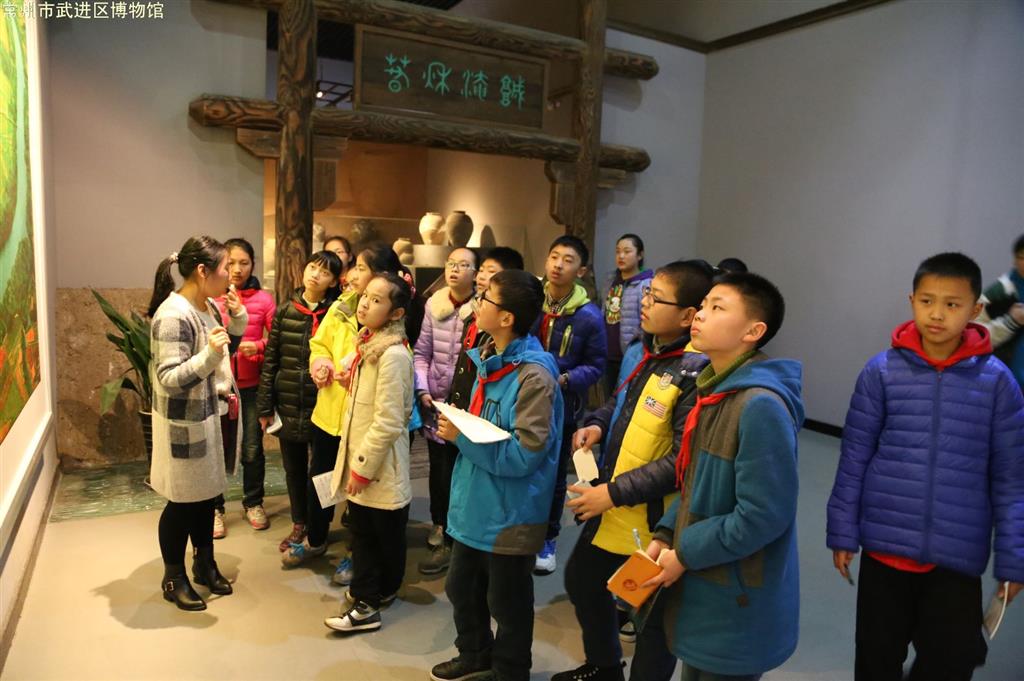 湖塘实验小学师生参观我馆