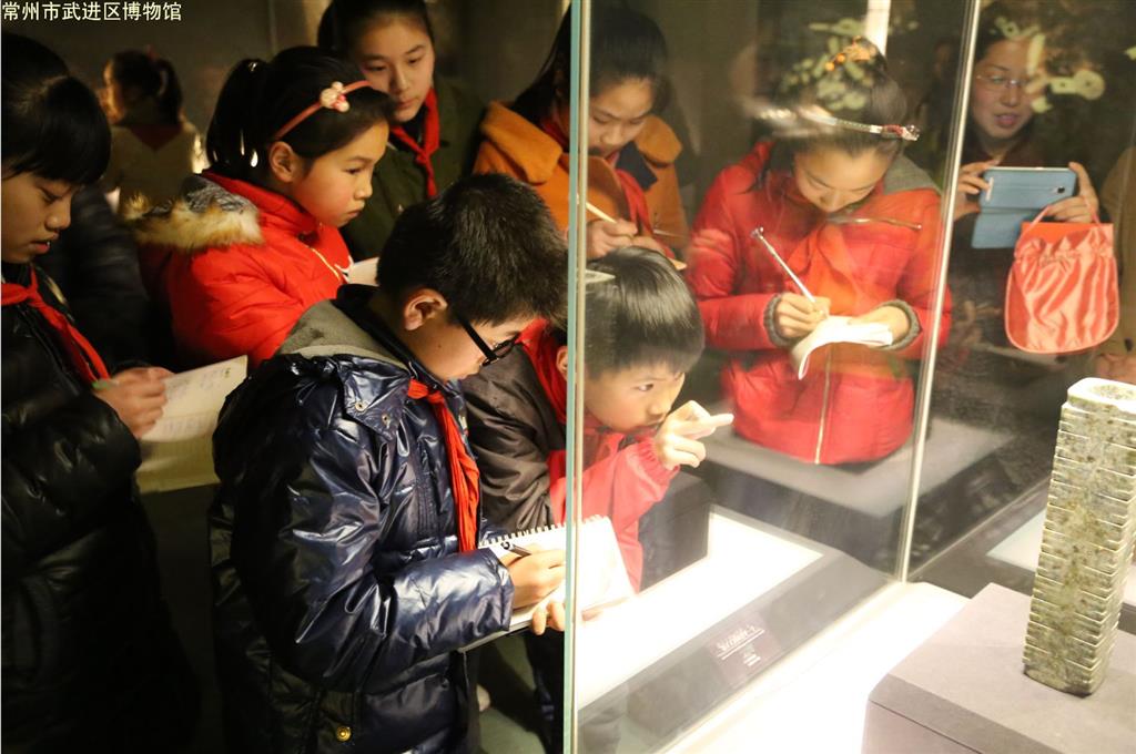 湖塘实验小学师生参观我馆