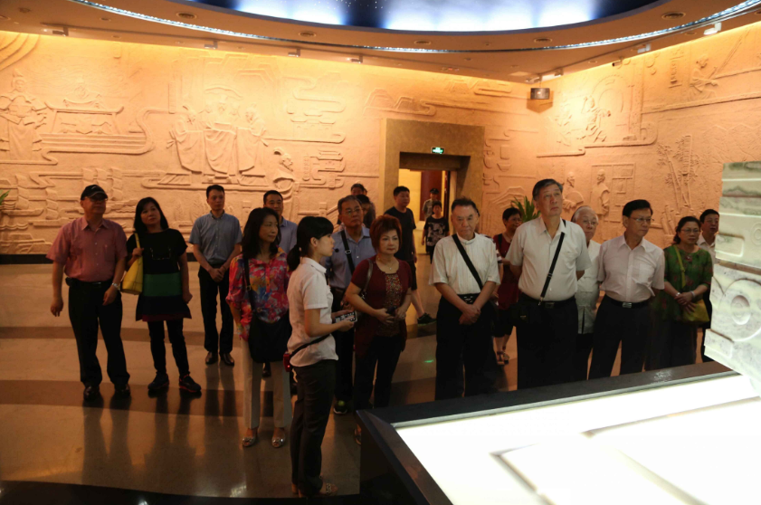 台湾原国民党主席蒋经国将军侍卫长一行参观