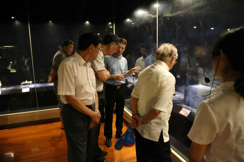 台湾原国民党主席蒋经国将军侍卫长一行参观