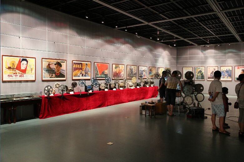 百年光影?珍爱和平--纪念抗日战争胜利70周年红色电影展