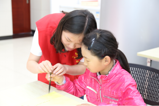 “紫气东来·圣旨驾到”社教活动之“皇帝的工作”首场告捷