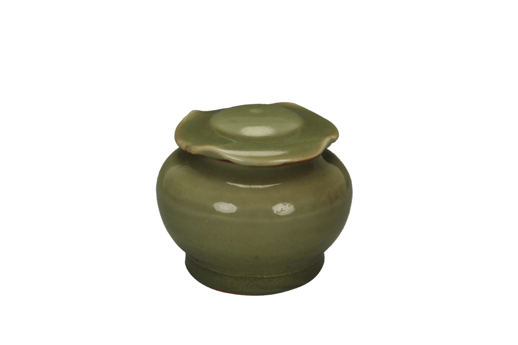 龙泉窑荷叶形盖罐.png