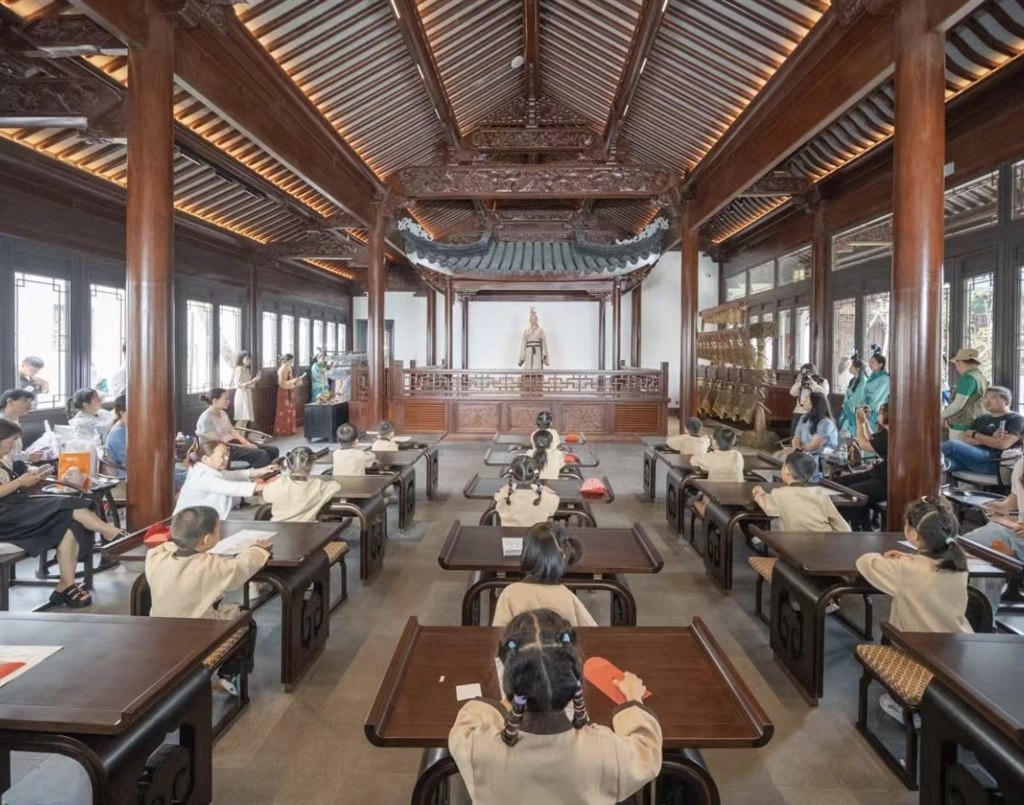 图片11.jpg 图片11.jpg