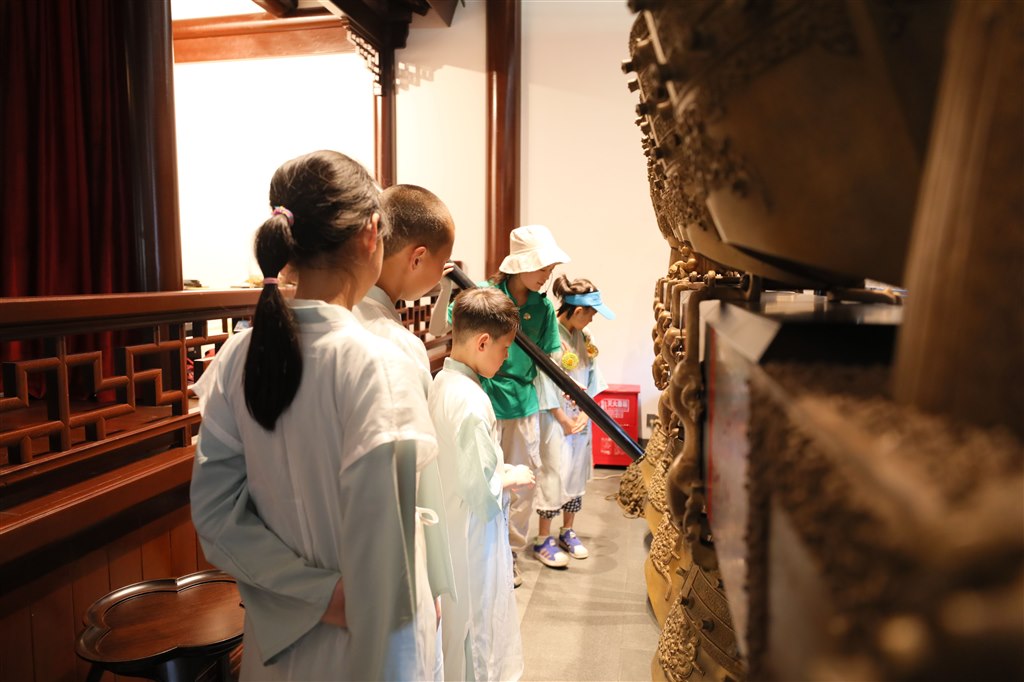 图片8.jpg 图片8.jpg