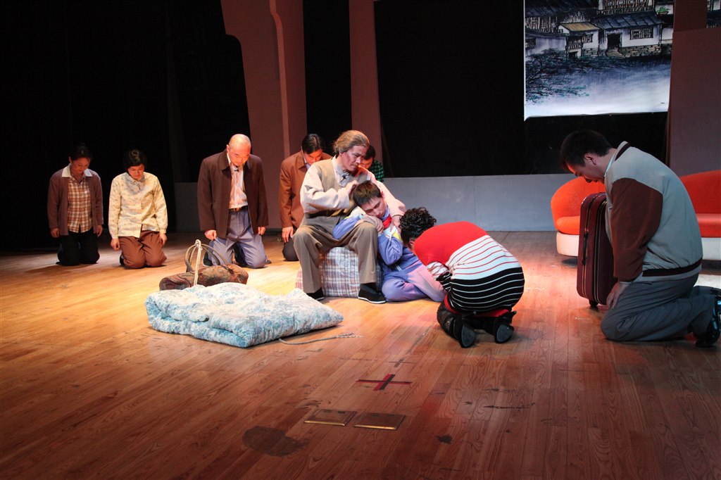 第五幕 田根发家.JPG