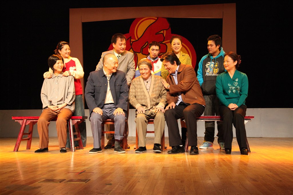 序幕 田根宝家老屋场前.JPG