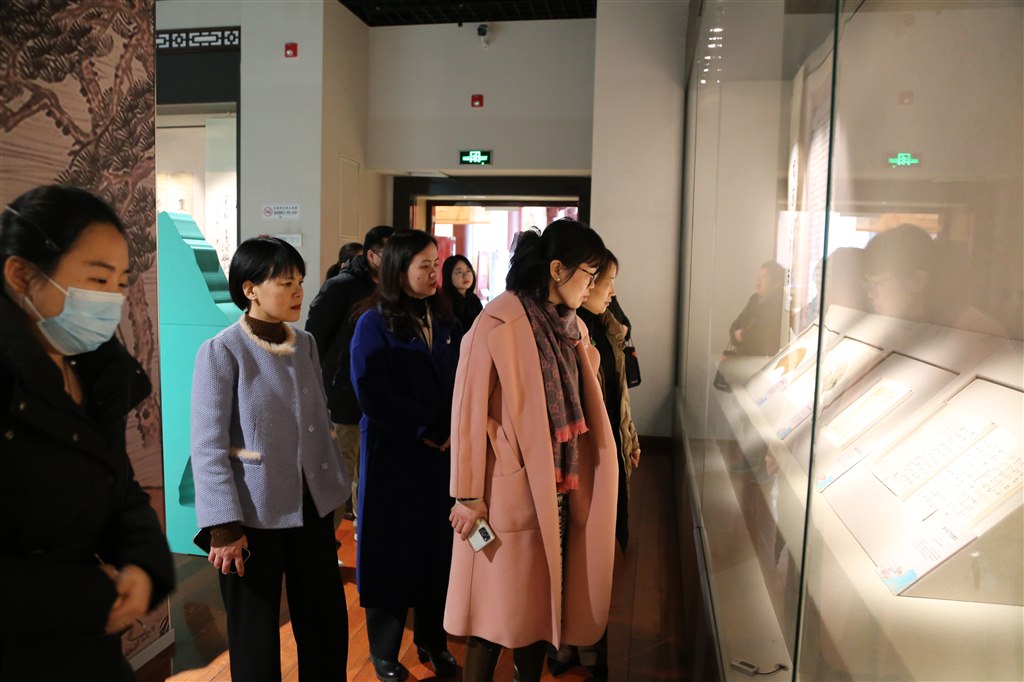 IMG_1679.JPG IMG_1679.JPG