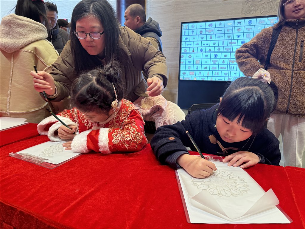 图片2.jpg 图片2.jpg