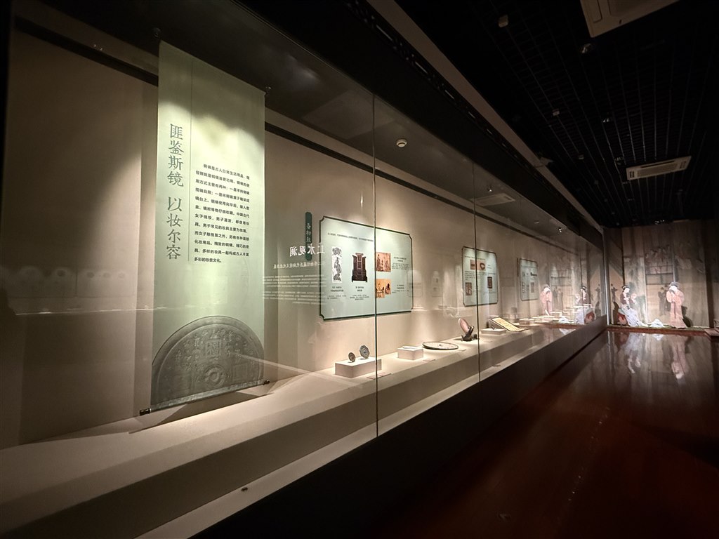 展厅照片5.jpg 展厅照片5.jpg