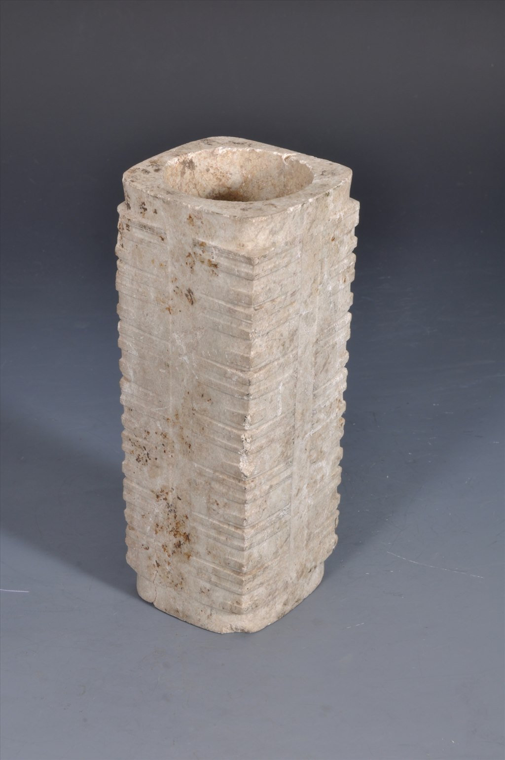 玉琮.jpg 玉琮.jpg